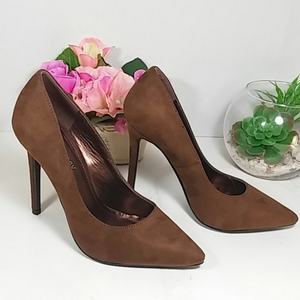 🆕 Chocolate Brown Pointed Toe Pumps Faux Suede 🆕 - Picture 2 of 8